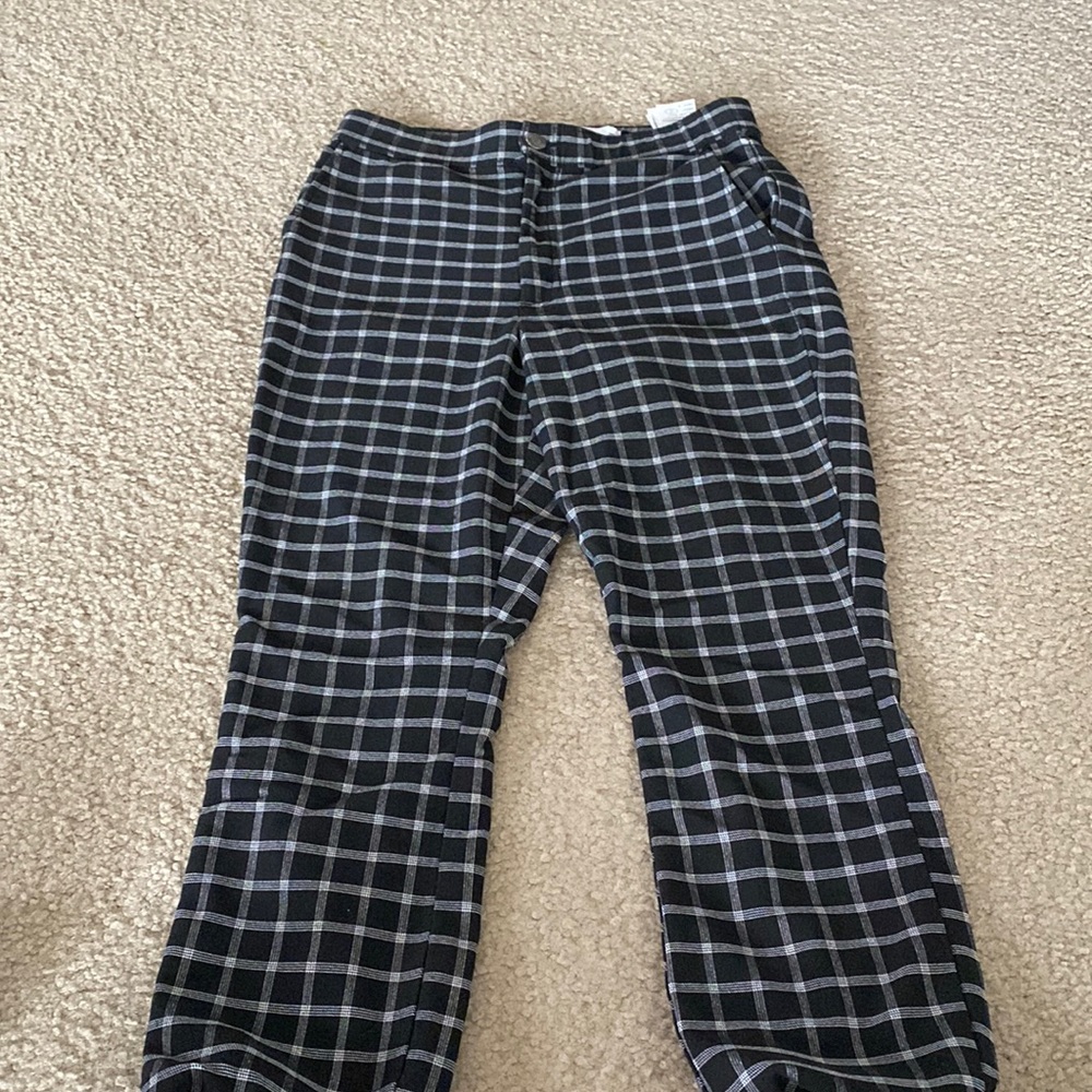 Black plaid skinny trouser